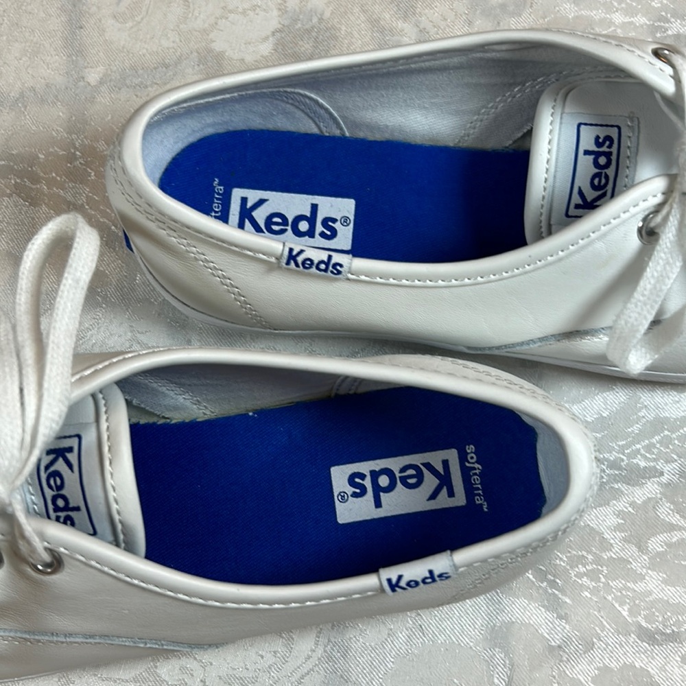 Keds Women’s Lace Up Sneakers - White - US Size 6.5 - EUC - Picture 7 of 10